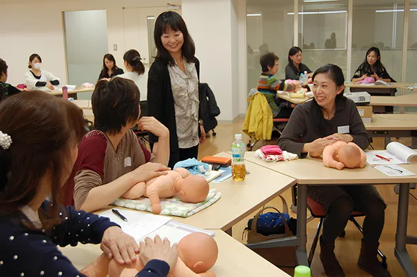 病院でも役立てられそうだし、助産師としてスキルアップにもなりそう、定年後も役立ちそうだから、なんとなくベビーマッサージの資格を取ってみた